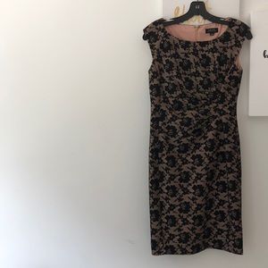 NWT Tahari ASL Lace Boatneck Ruched Dress